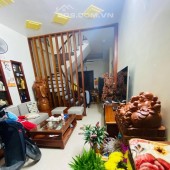 Bán nhà phố Vương Thừa Vũ, nhà đẹp, ở ngay, 39m2, 3 tỷ 69.